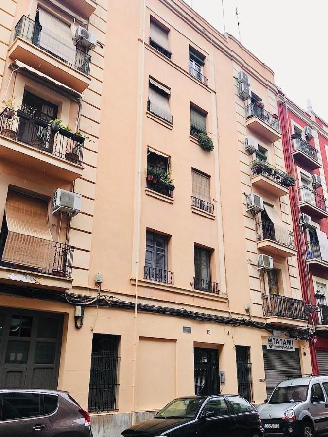 Rio Turia Skatehouse Apartment Valencia Exterior photo